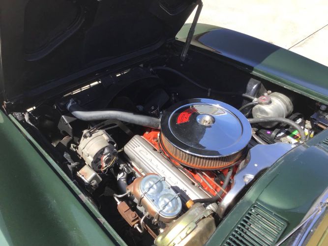Unknown-Corvette-1967-Goodwood-Green-Tan-5