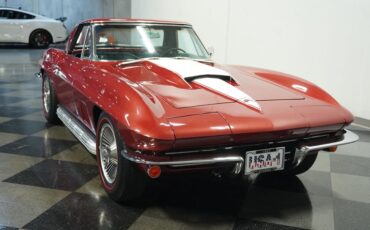 Unknown-Corvette-1967-Marlboro-Maroon-Black-15