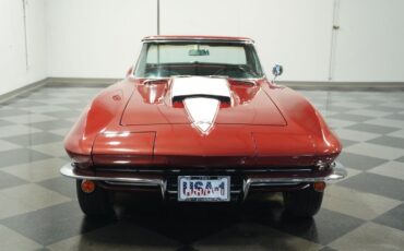 Unknown-Corvette-1967-Marlboro-Maroon-Black-16