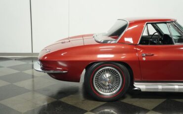 Unknown-Corvette-1967-Marlboro-Maroon-Black-21