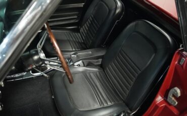 Unknown-Corvette-1967-Marlboro-Maroon-Black-34