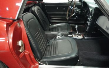 Unknown-Corvette-1967-Marlboro-Maroon-Black-36
