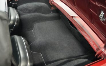 Unknown-Corvette-1967-Marlboro-Maroon-Black-42