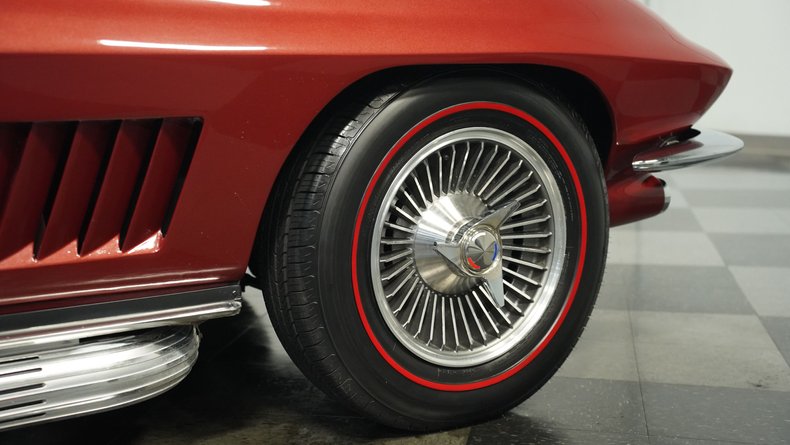 Unknown-Corvette-1967-Marlboro-Maroon-Black-45