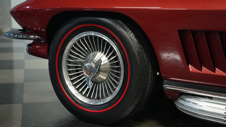 Unknown-Corvette-1967-Marlboro-Maroon-Black-48