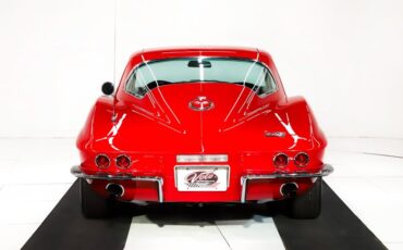 Unknown-Corvette-1967-Rally-Red-White-Leather-17
