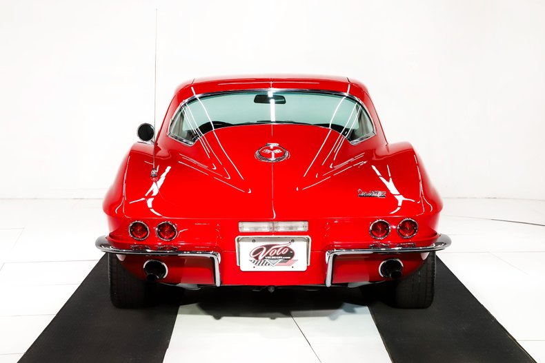 Unknown-Corvette-1967-Rally-Red-White-Leather-17