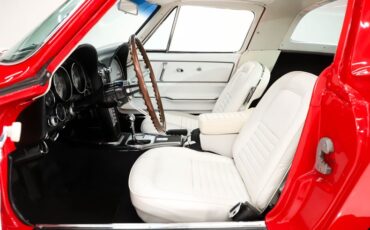 Unknown-Corvette-1967-Rally-Red-White-Leather-34