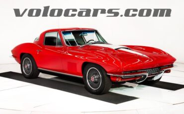 Unknown-Corvette-1967-Rally-Red-White-Leather-4