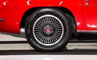 Unknown-Corvette-1967-Rally-Red-White-Leather-8
