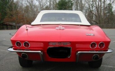 Unknown-Corvette-1967-Red-1