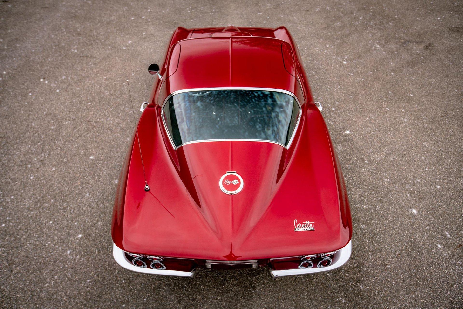 Unknown-Corvette-1967-Red-Black-21
