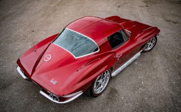 Unknown-Corvette-1967-Red-Black-22