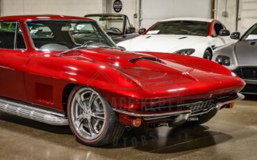 Unknown-Corvette-1967-Red-Black-47