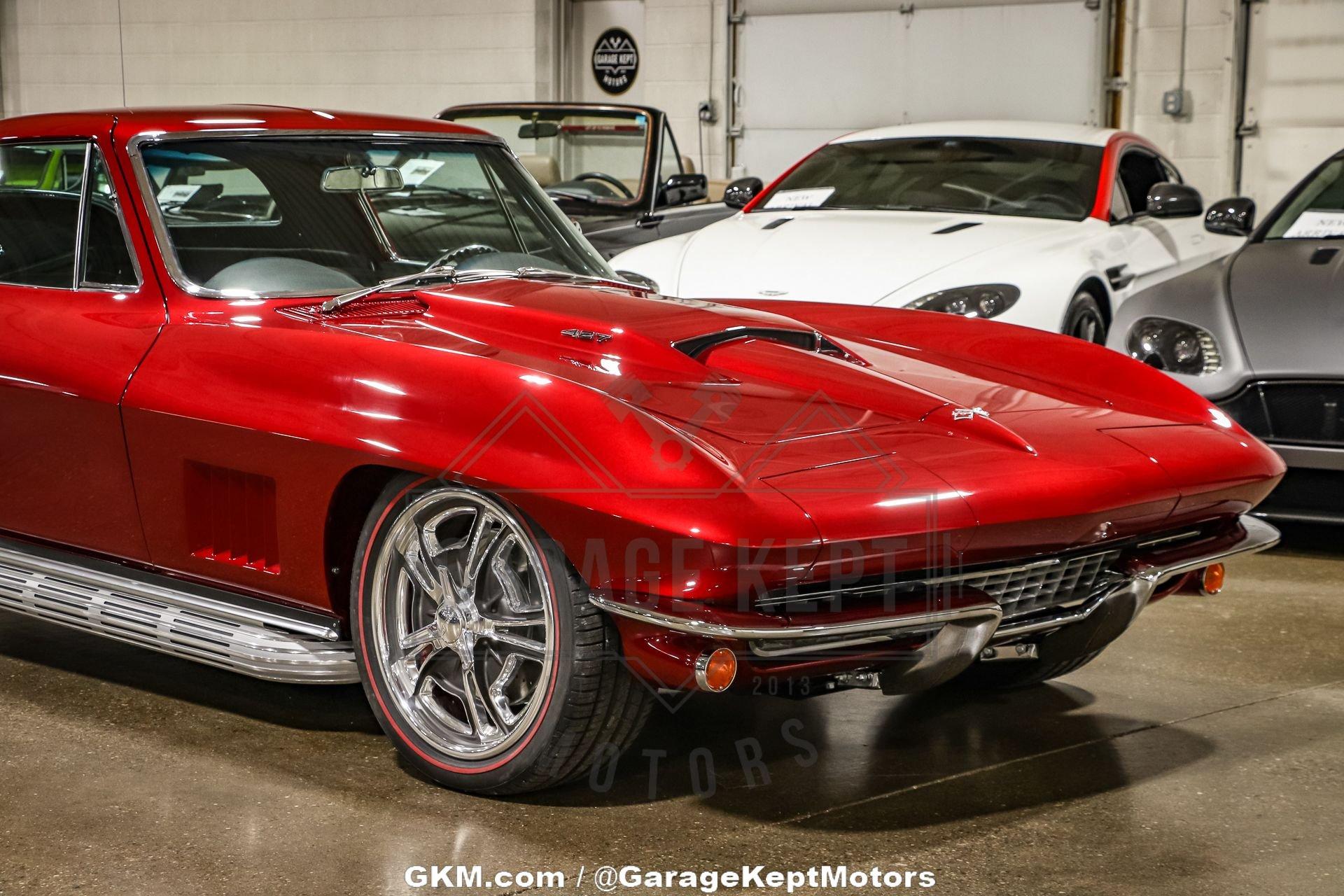 Unknown-Corvette-1967-Red-Black-47