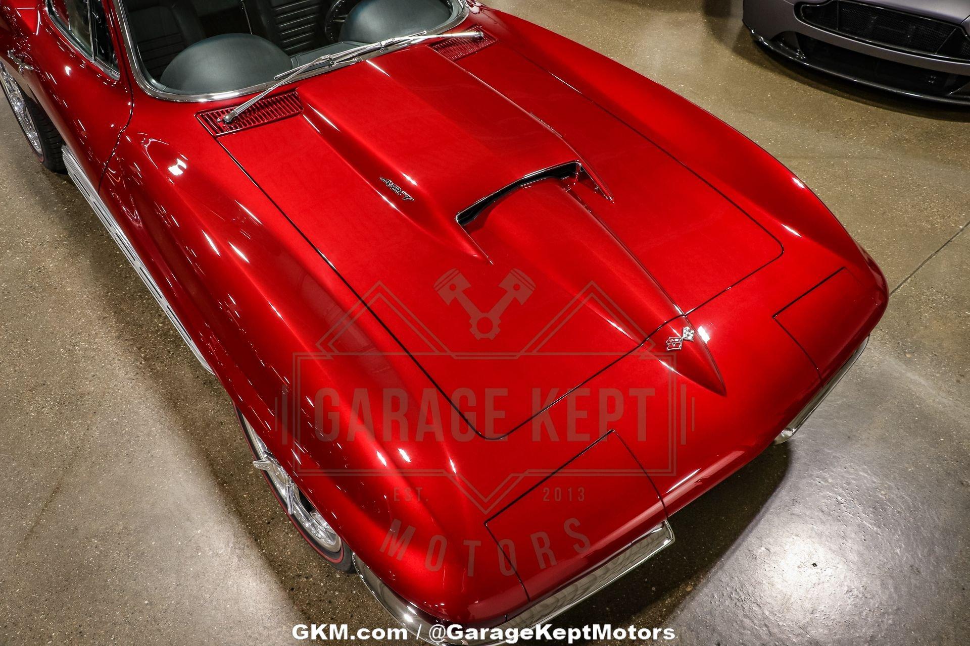 Unknown-Corvette-1967-Red-Black-48
