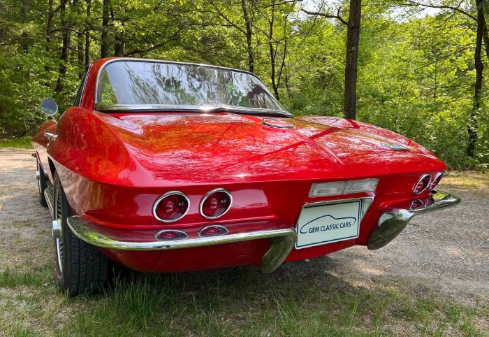 Unknown-Corvette-1967-Red-Red-25