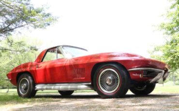 Unknown-Corvette-1967-Red-Red-29