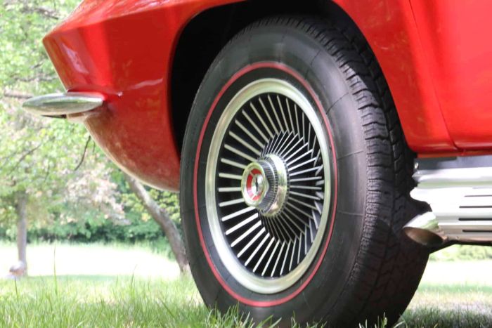 Unknown-Corvette-1967-Red-Red-30