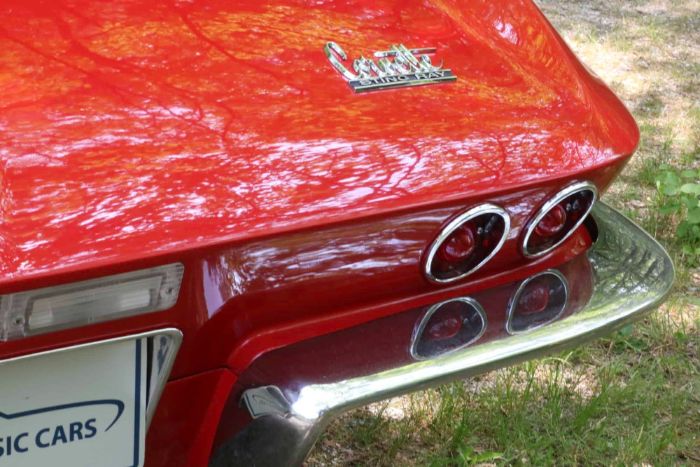 Unknown-Corvette-1967-Red-Red-38