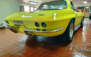Unknown-Corvette-1967-Yellow-Black-14
