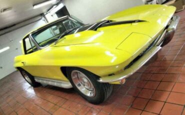 Unknown-Corvette-1967-Yellow-Black-17