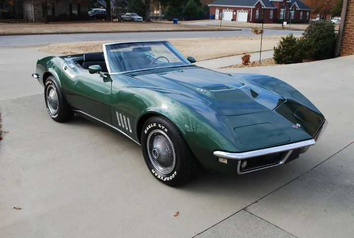 Unknown-Corvette-1968-British-Green-14
