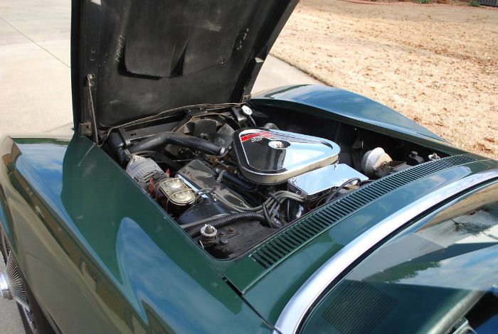 Unknown-Corvette-1968-British-Green-16
