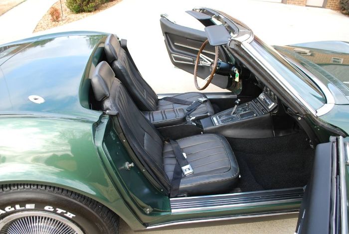 Unknown-Corvette-1968-British-Green-4
