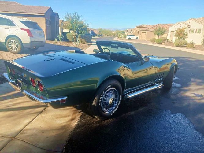 Unknown-Corvette-1968-British-Green-5