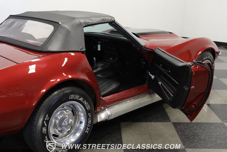 Unknown-Corvette-1968-Burgundy-Metallic-Black-10