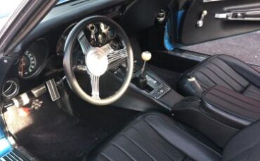 Unknown-Corvette-1968-Lemans-Blue-5