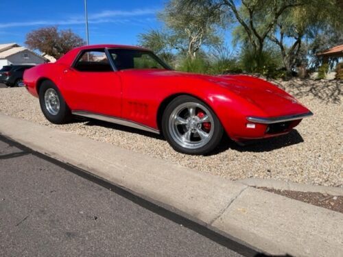 Unknown-Corvette-1968-Red-Tan-7