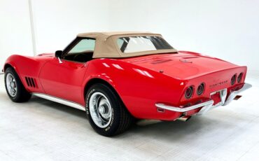 Unknown-Corvette-1968-Torch-Red-Saddle-11
