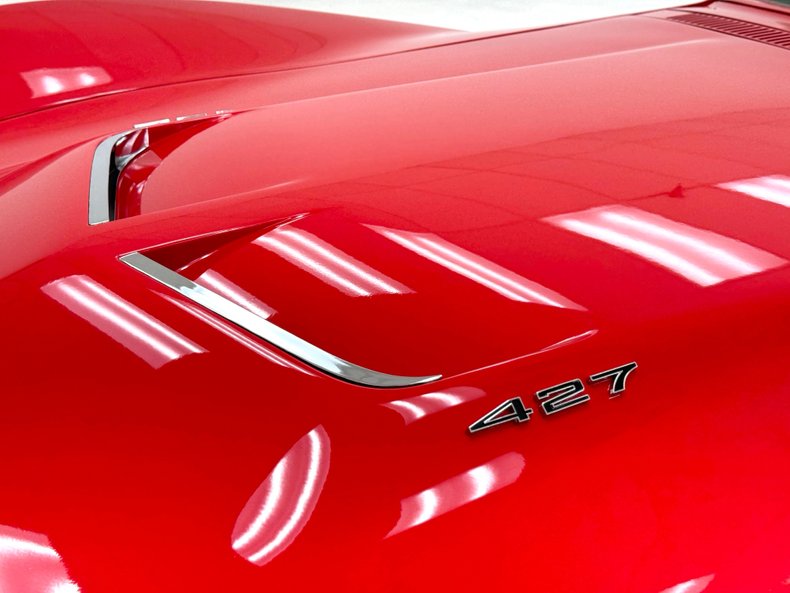 Unknown-Corvette-1968-Torch-Red-Saddle-19