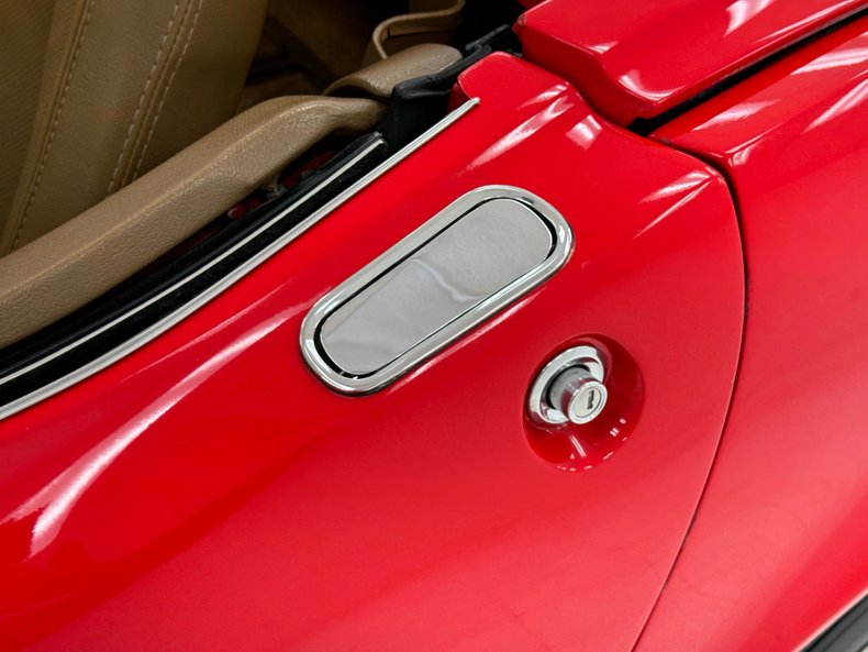 Unknown-Corvette-1968-Torch-Red-Saddle-28