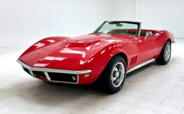 Unknown-Corvette-1968-Torch-Red-Saddle