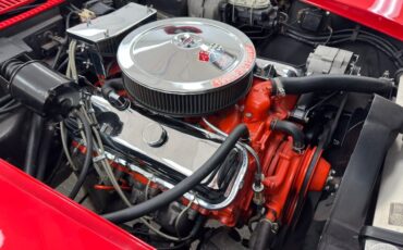 Unknown-Corvette-1968-Torch-Red-Saddle-38