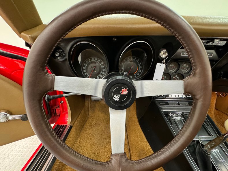 Unknown-Corvette-1968-Torch-Red-Saddle-48