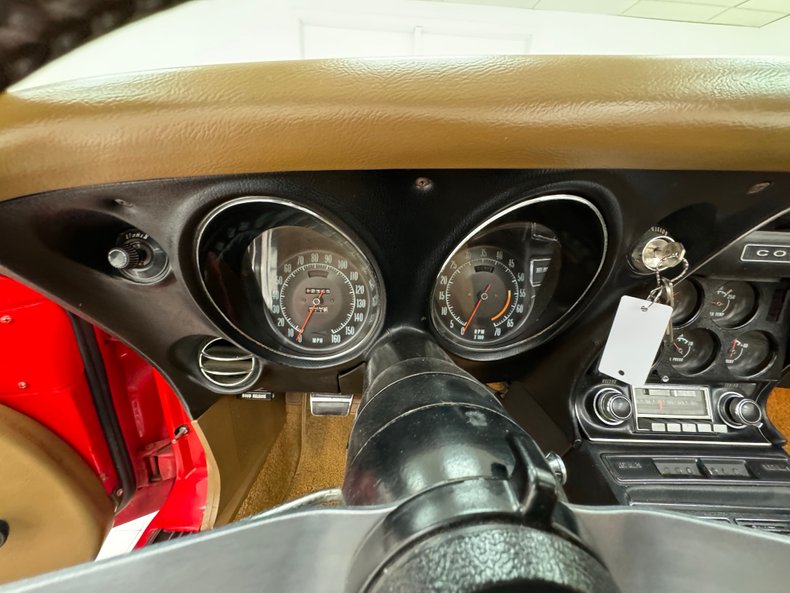 Unknown-Corvette-1968-Torch-Red-Saddle-49