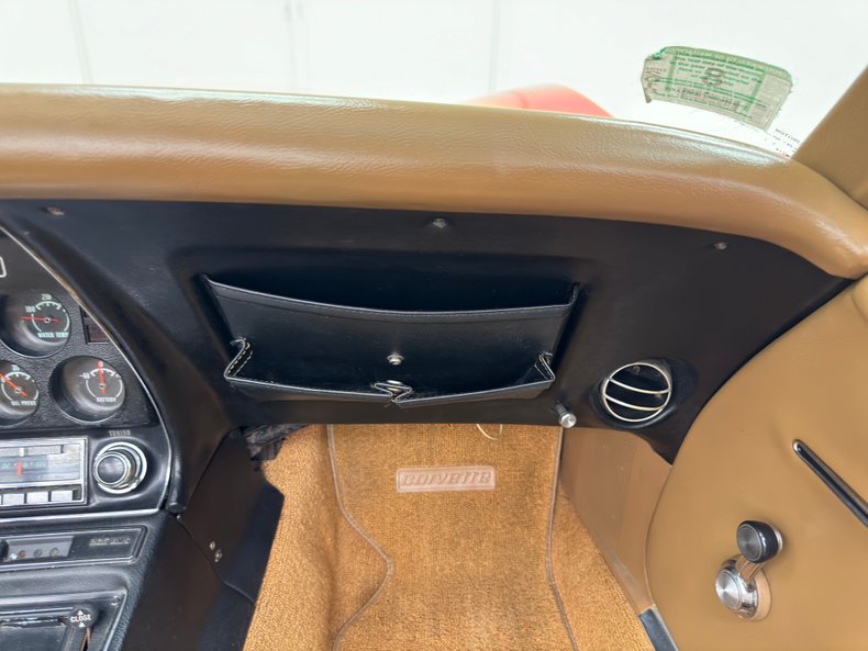 Unknown-Corvette-1968-Torch-Red-Saddle-5