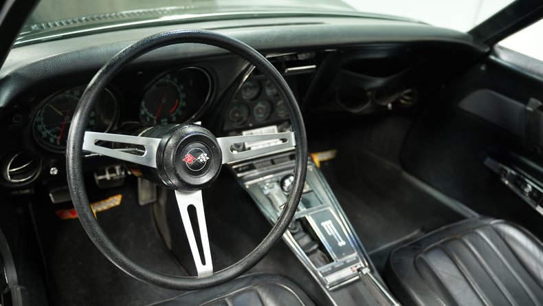 Unknown-Corvette-1969-Black-Black-28