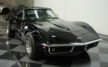 Unknown-Corvette-1969-Black-Black-30