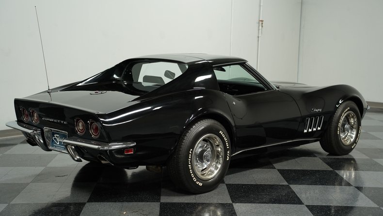 Unknown-Corvette-1969-Black-Black-8