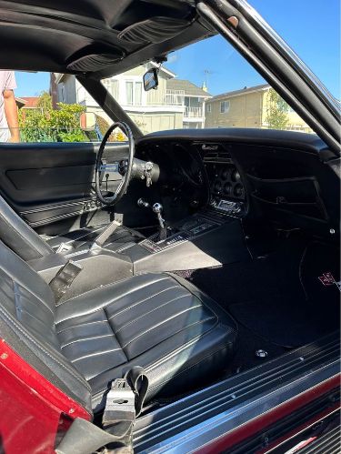 Unknown-Corvette-1969-Burgundy-Black-21