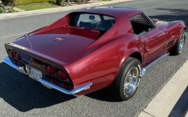 Unknown-Corvette-1969-Burgundy-Black-6