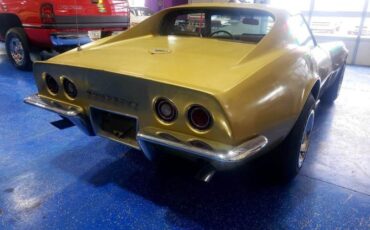 Unknown-Corvette-1969-Gold-Brown-4