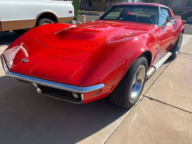 Unknown-Corvette-1969-Red-1
