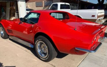 Unknown-Corvette-1969-Red-12