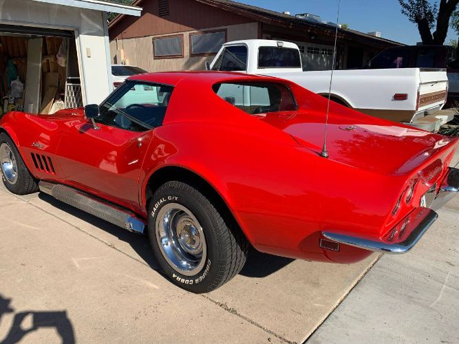 Unknown-Corvette-1969-Red-12